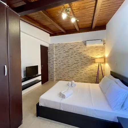 Summer Breeze Villa *