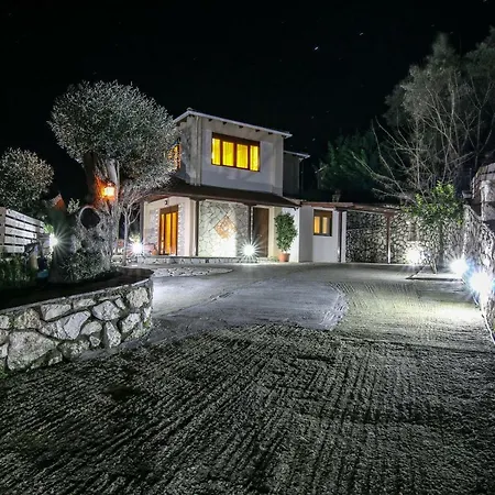 Summer Breeze Nikiana